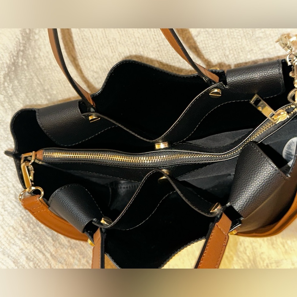 UEC ALDO Wawiellx Tote Bag - Picture 7 of 16